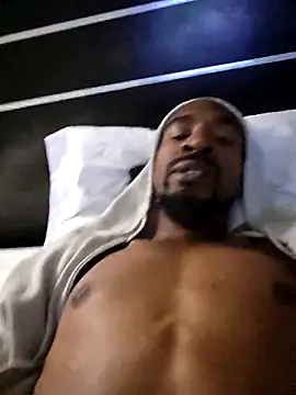 Snapshot of ElJudah7 chatting on 11/13/25, 11:09 ElJudah7 online show from 11/13/25, 11:09