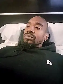 Snapshot of ElJudah7 chatting on 11/18/25, 06:18 ElJudah7 online show from 11/18/25, 06:18