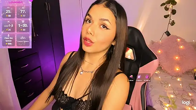 Snapshot of Kaoriyoshii chatting on 12/23/24, 12:14 Kaoriyoshii online show from 12/23/24, 12:14