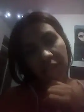 Snapshot of 02julieta chatting on 12/20/24, 04:53 02julieta online show from 12/20/24, 04:53