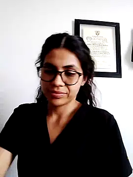 Snapshot of 02julieta chatting on 10/24/25, 06:48 02julieta online show from 10/24/25, 06:48