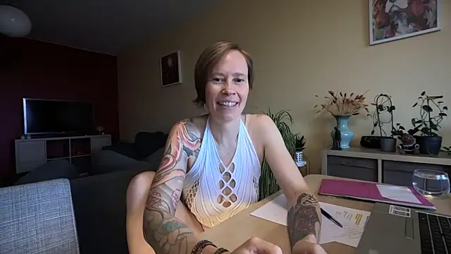 SexyExclusiveflower online show from 10/10/25, 07:07