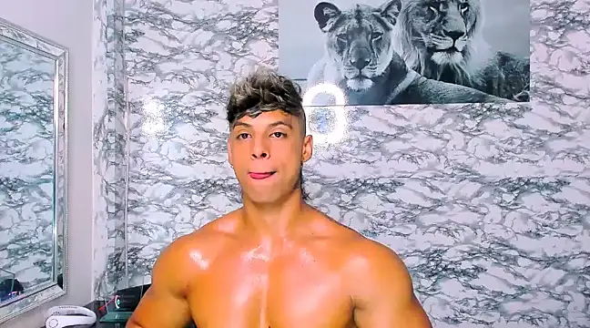 Owen Muzcle online show from 01/10/25, 04:44