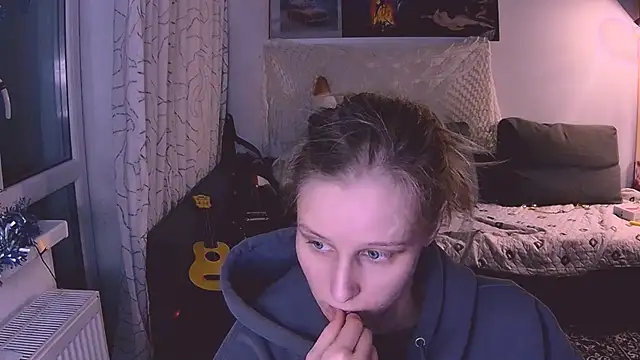 KatiKate online show from 01/11/25, 08:43