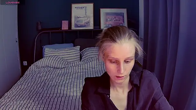 KatiKate online show from 07/22/26, 05:27