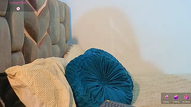 KloheCurvy online show from 11/24/25, 02:50