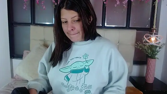 Snapshot of ShyVibes_ chatting on 11/08/25, 07:34 ShyVibes online show from 11/08/25, 07:34