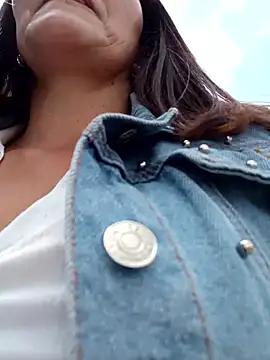 celeste-30  online show from 09/13/25, 03:34