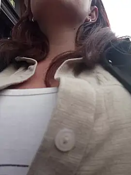 celeste-30  online show from 10/10/25, 09:36