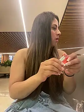 girl anni online show from 02/04/25, 05:01