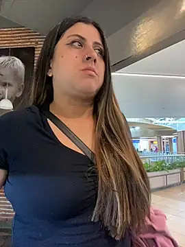 girl anni online show from 02/06/25, 10:00