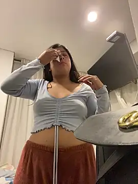 girl anni online show from 02/08/25, 08:42