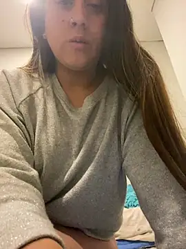 girl anni online show from 02/19/25, 06:33