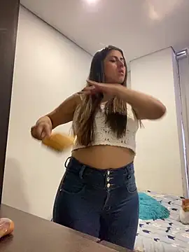 girl anni online show from 02/25/25, 05:04