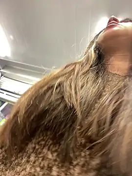 girl anni online show from 03/01/25, 11:26