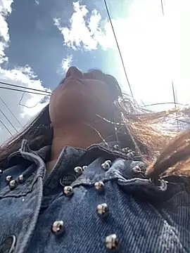 girl anni online show from 03/08/25, 06:16