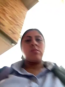 girl anni online show from 03/17/25, 10:38