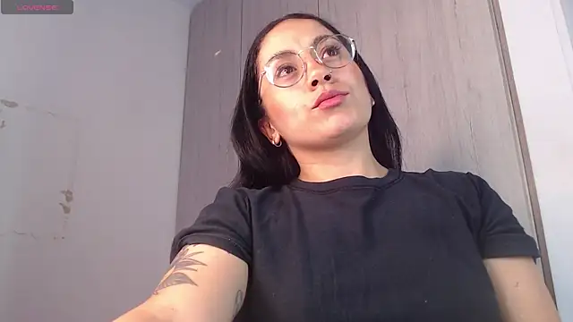 LilaFisher online show from 01/09/25, 11:47