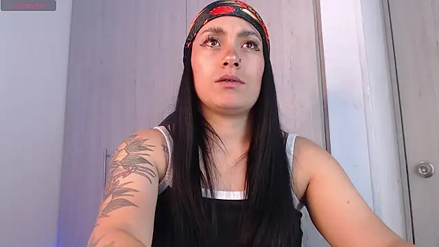 LilaFisher online show from 02/03/25, 05:56