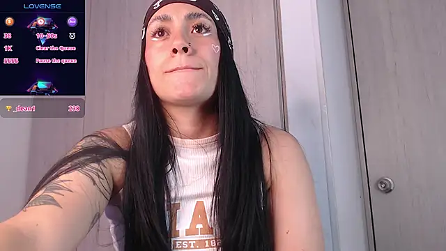 LilaFisher online show from 03/08/25, 04:17