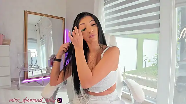 missdiamond  online show from 09/27/25, 07:24