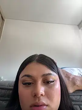 alissonfernandez  online show from 01/18/25, 05:59