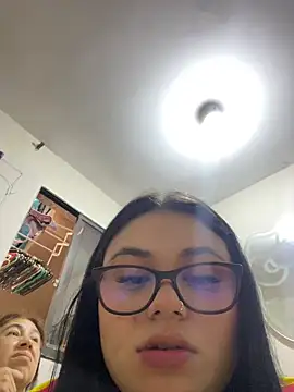 Snapshot of alissonfernandez_ chatting on 06/23/26, 10:30 alissonfernandez online show from 06/23/26, 10:30