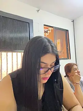 Snapshot of alissonfernandez_ chatting on 06/26/26, 07:29 alissonfernandez online show from 06/26/26, 07:29