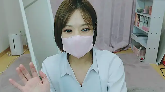 RYOKO desu online show from 12/27/24, 12:39