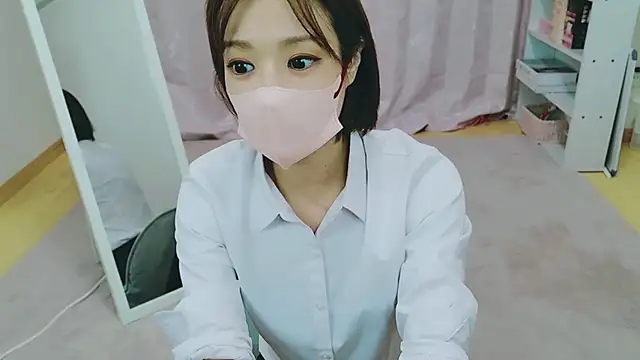 RYOKO desu online show from 01/11/25, 01:37