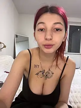 Alissa kiss online show from 12/18/24, 03:11