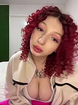 Alissa kiss online show from 01/15/25, 04:00