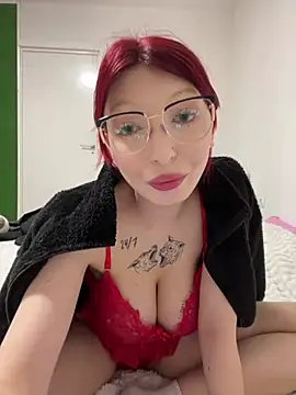 Alissa kiss online show from 02/11/25, 06:01