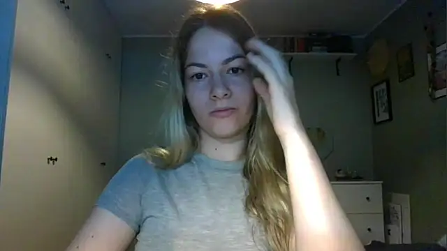 ROSIEx sweet online show from 09/15/25, 06:46