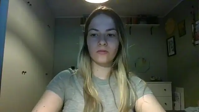 ROSIEx sweet online show from 09/17/25, 06:48