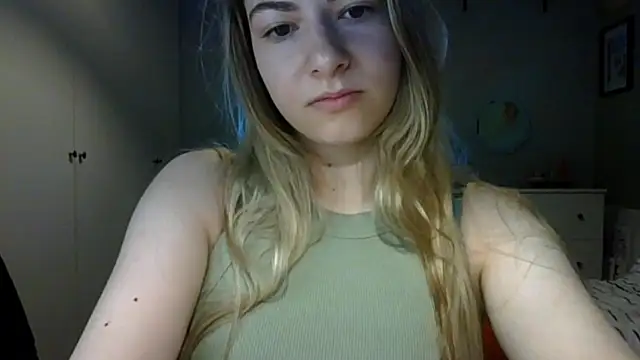 Snapshot of ROSIEx_sweet chatting on 05/28/26, 06:54 ROSIEx sweet online show from 05/28/26, 06:54