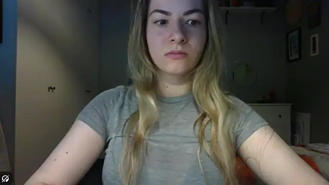 Snapshot of ROSIEx_sweet chatting on 06/11/26, 06:44 ROSIEx sweet online show from 06/11/26, 06:44