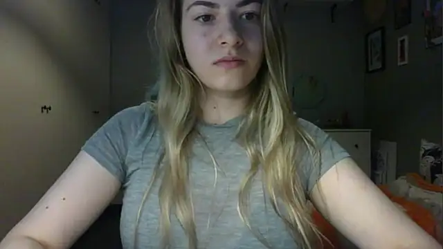 Snapshot of ROSIEx_sweet chatting on 06/15/26, 07:10 ROSIEx sweet online show from 06/15/26, 07:10