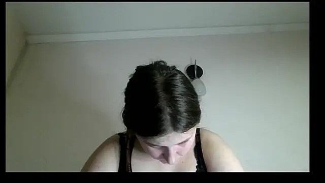 kila lo online show from 02/27/25, 08:09