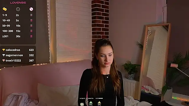 HarrietBulmer online show from 12/11/24, 03:24