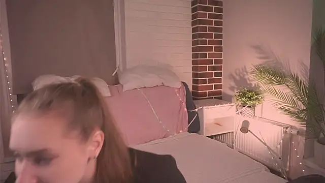 HarrietBulmer online show from 01/08/25, 09:44