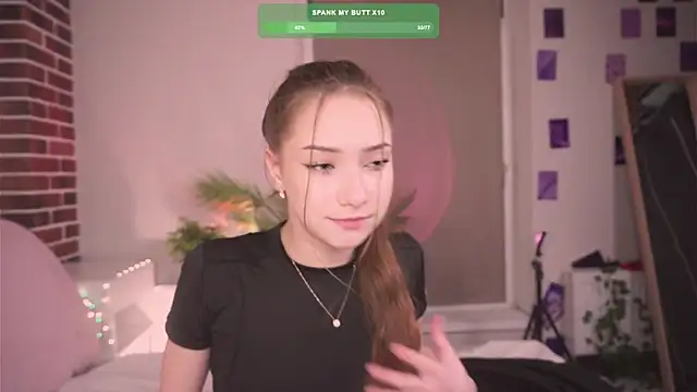 HarrietBulmer online show from 01/14/25, 03:53