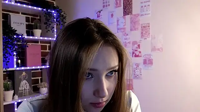 HarrietBulmer online show from 03/09/25, 09:14