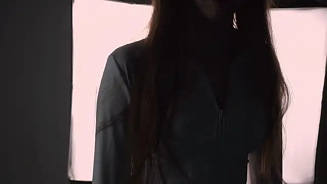 HarrietBulmer online show from 03/19/25, 10:09