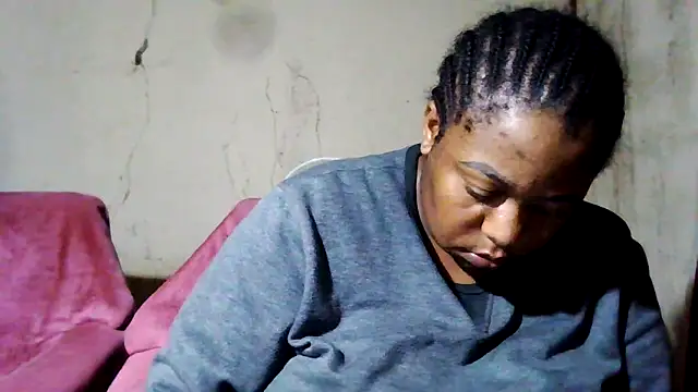 bustyboobs6 online show from 09/17/25, 10:00