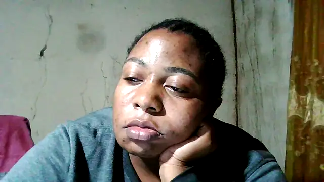 Snapshot of bustyboobs6 chatting on 09/23/25, 08:23 bustyboobs6 online show from 09/23/25, 08:23