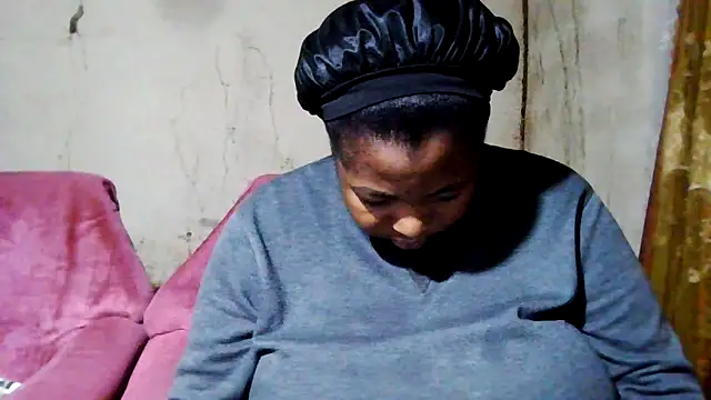 Snapshot of bustyboobs6 chatting on 09/29/25, 04:23 bustyboobs6 online show from 09/29/25, 04:23