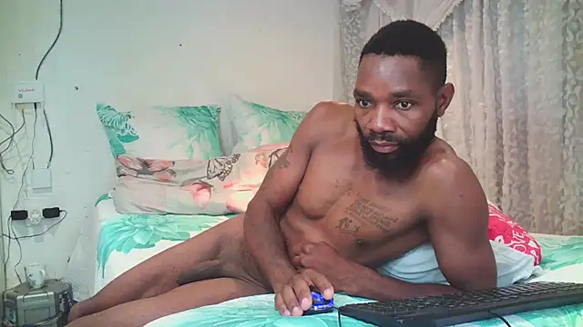 Snapshot of BUSTYY44DD chatting on 11/17/25, 07:25 BUSTYY44DD online show from 11/17/25, 07:25