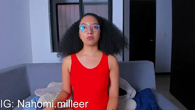 NAHOMI MILLER online show from 10/24/25, 10:06