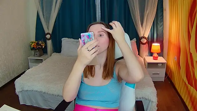 Snapshot of AliceBYKiss chatting on 12/17/24, 12:22 AliceBYKiss online show from 12/17/24, 12:22